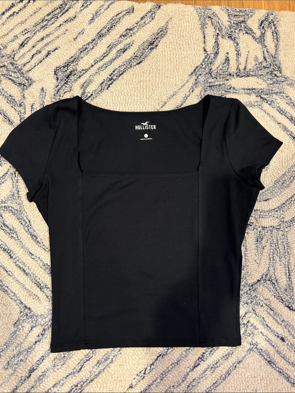 John Galt Joggers and 3 Top Bundle - Picture 8 of 11